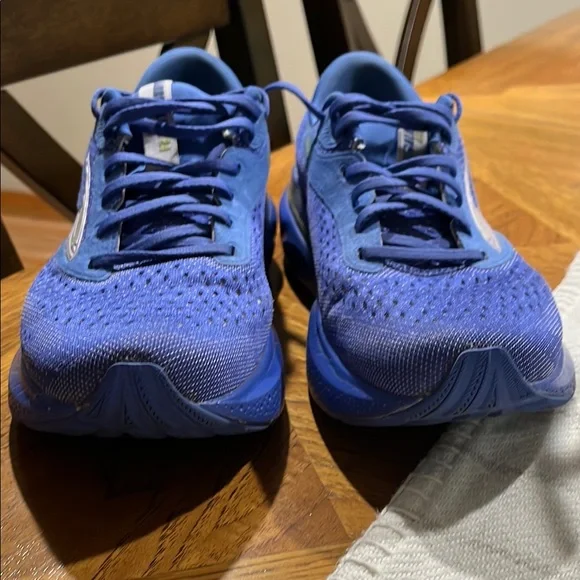 Brooks  ADRENALINE GTS Athletic Running Shoes Comfort (without original box) - Picture 7 of 16